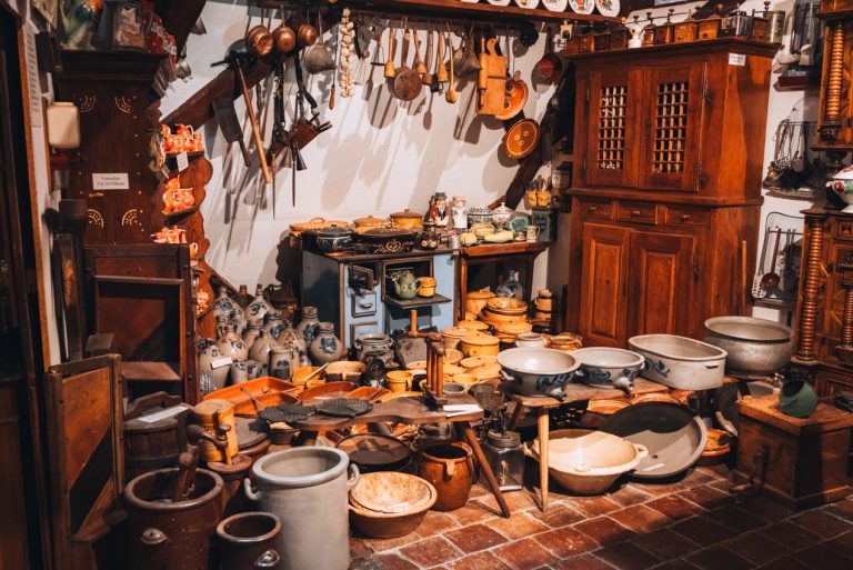 This is a kitchen from the Gingerbread Museum in Gertwiller. It's full of molds and other equipment.