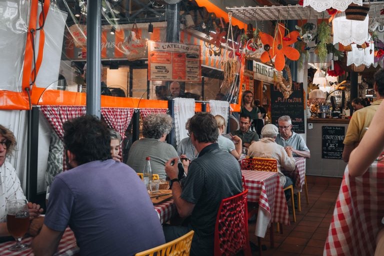 This is a photo of locals eating lunch at Chez Mauricette in Metz. It's a friendly atmosphere.