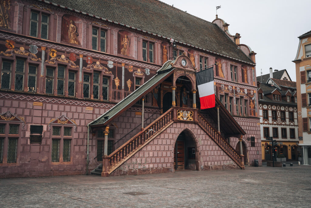 21 Best Places to Live in France for Expats in 2025